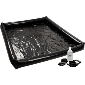 Lacklaken „Glossy Games“ mit 4 Fesseln und 1 Liter Gleitgel